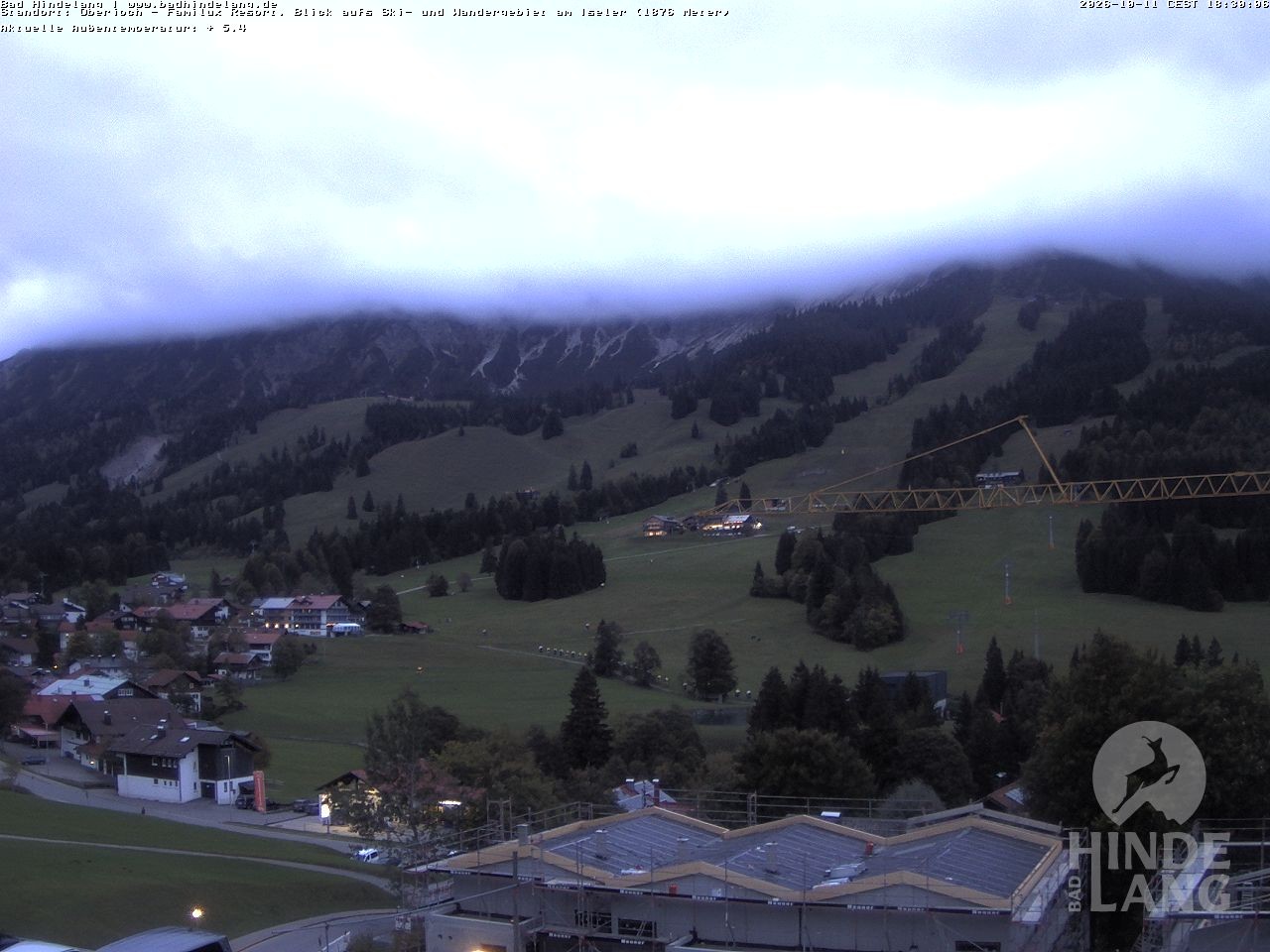 Archived image Webcam View of the kids hotel Oberjoch at the slopes in front