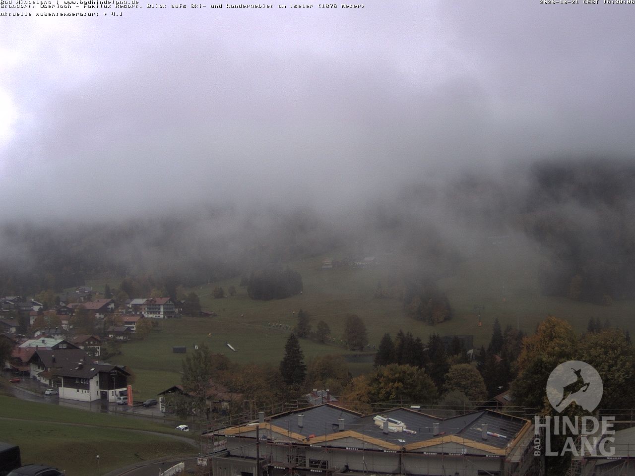 Archived image Webcam View of the kids hotel Oberjoch at the slopes in front