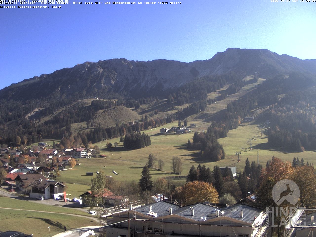 Archived image Webcam View of the kids hotel Oberjoch at the slopes in front