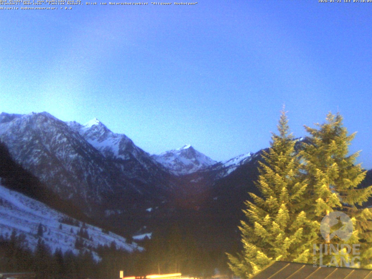 Archived image Webcam Kids hotel Oberjoch: view at the nature reseve "Allgäuer Hochalpen"