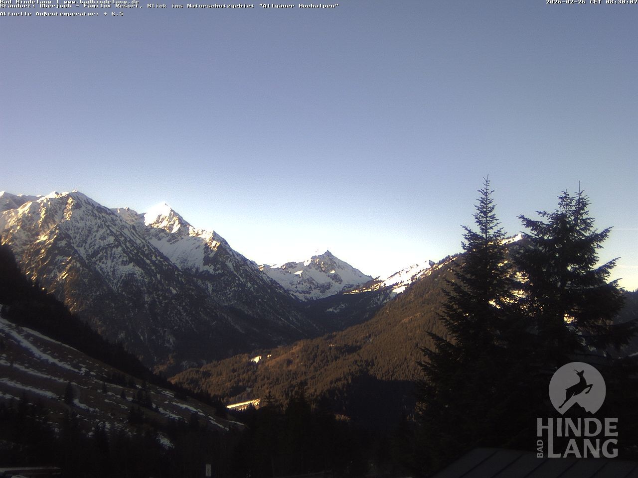 Archived image Webcam Kids hotel Oberjoch: view at the nature reseve "Allgäuer Hochalpen"