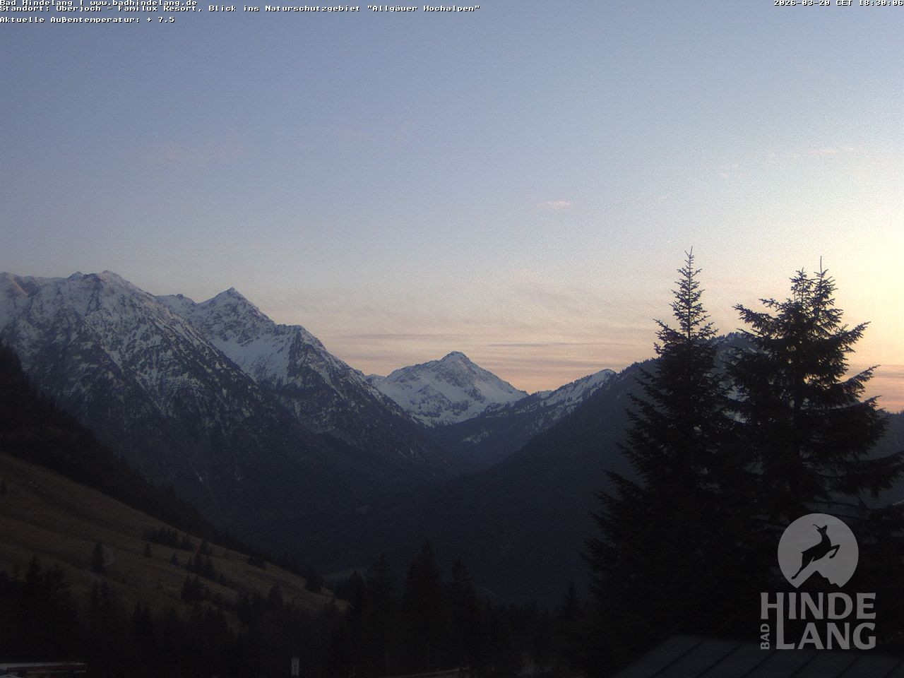 Archived image Webcam Kids hotel Oberjoch: view at the nature reseve "Allgäuer Hochalpen"