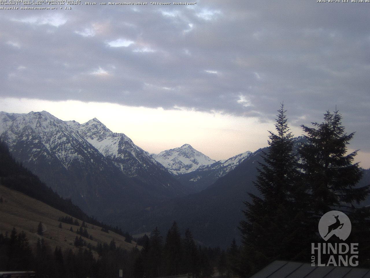 Archived image Webcam Kids hotel Oberjoch: view at the nature reseve "Allgäuer Hochalpen"