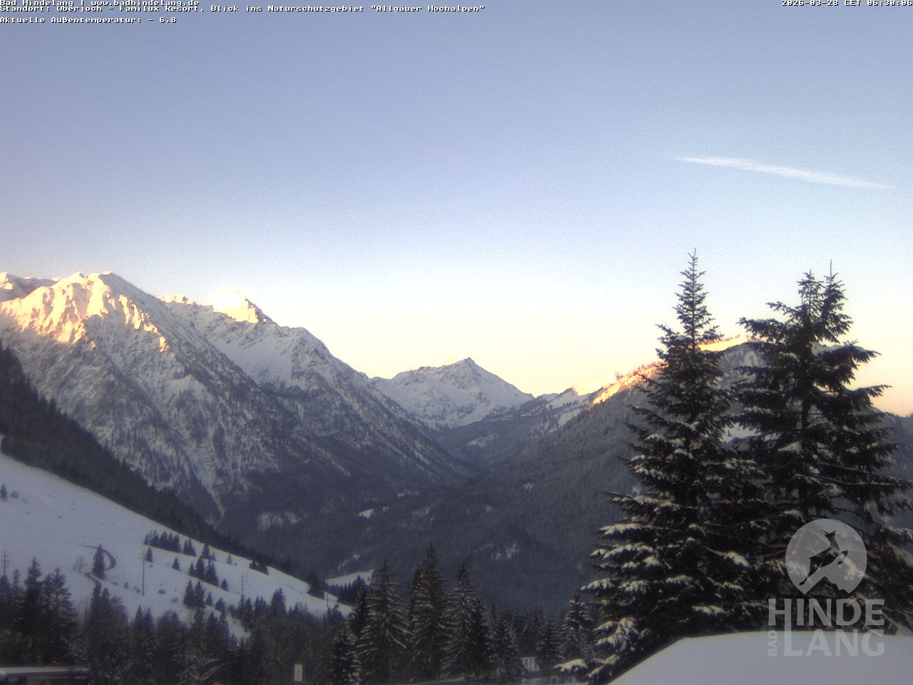 Archived image Webcam Kids hotel Oberjoch: view at the nature reseve "Allgäuer Hochalpen"