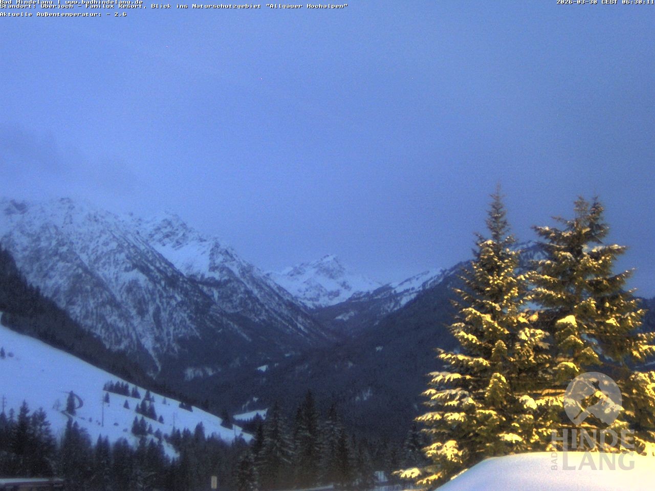 Archived image Webcam Kids hotel Oberjoch: view at the nature reseve "Allgäuer Hochalpen"