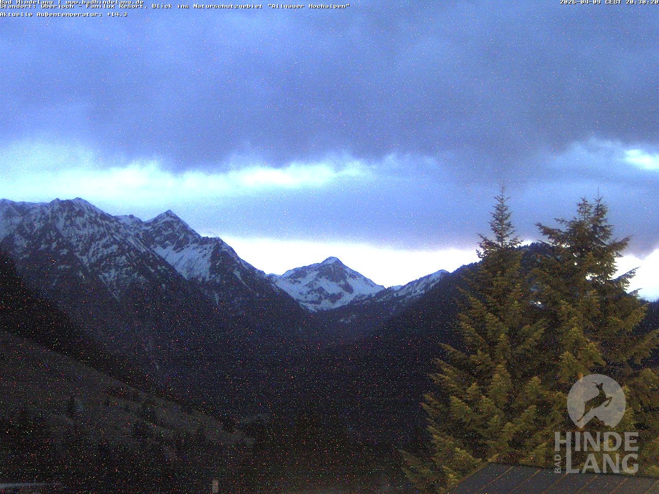 Archived image Webcam Kids hotel Oberjoch: view at the nature reseve "Allgäuer Hochalpen"