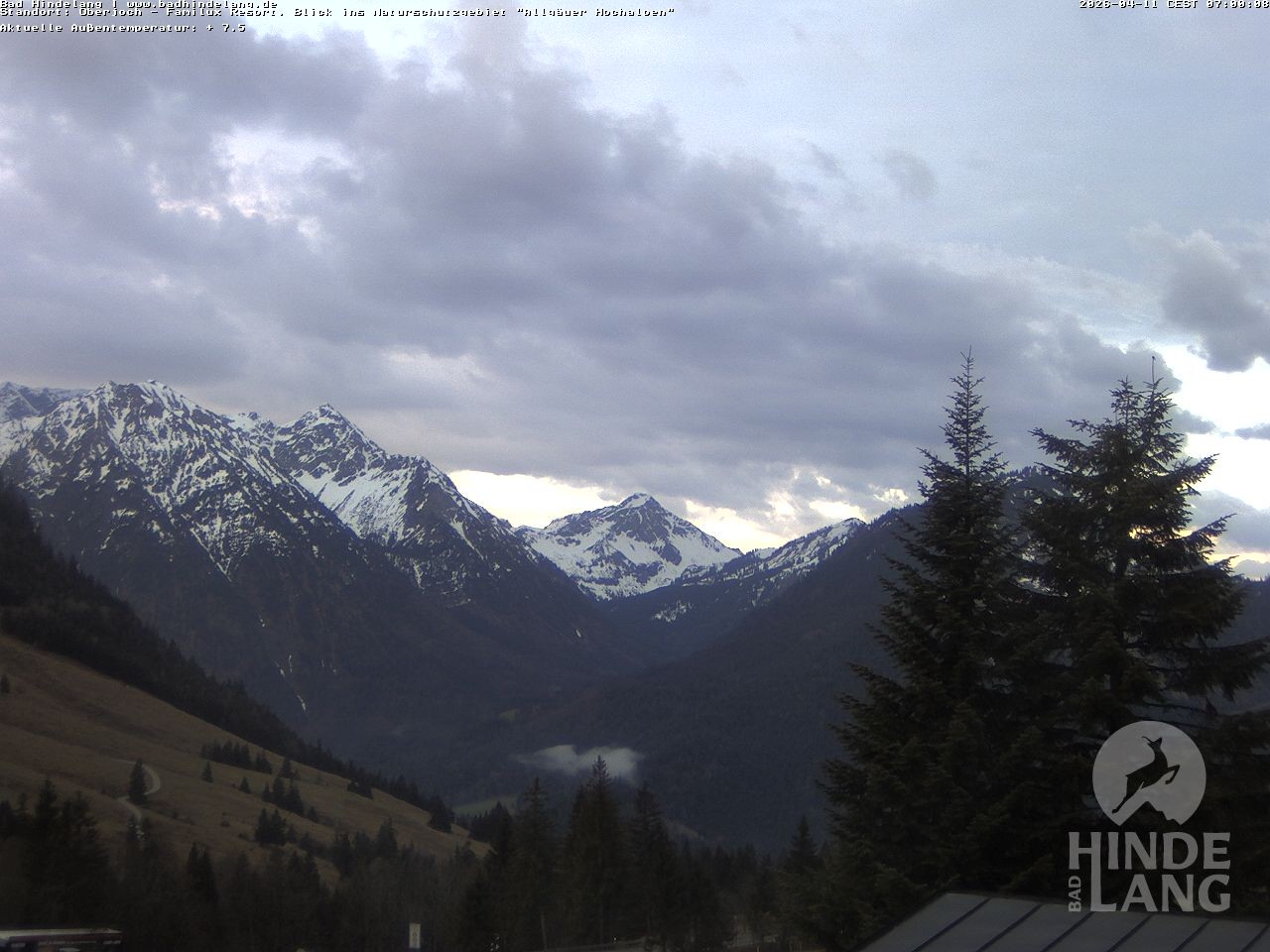 Archived image Webcam Kids hotel Oberjoch: view at the nature reseve "Allgäuer Hochalpen"