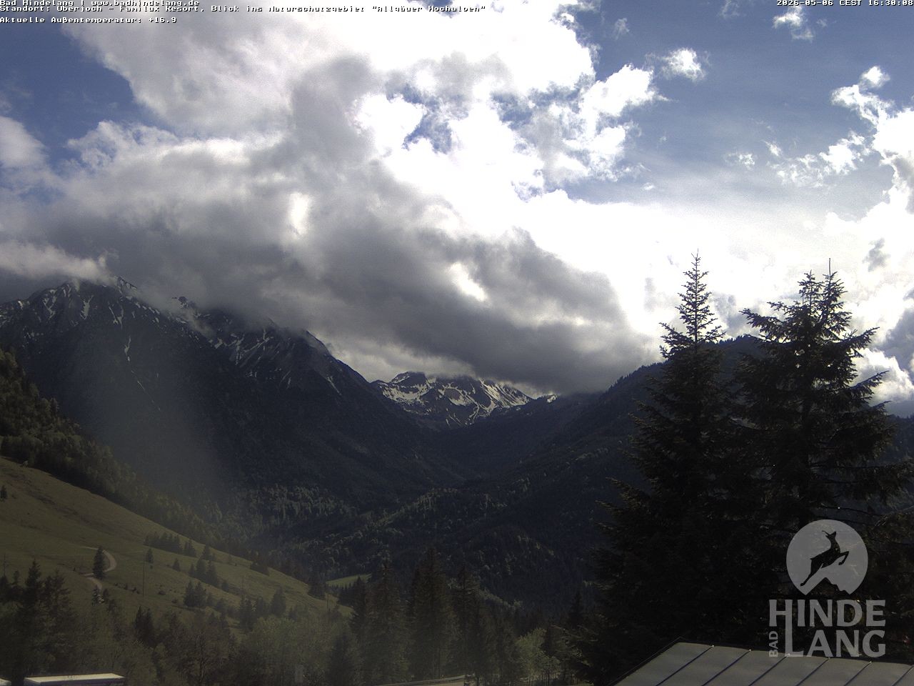 Archived image Webcam Kids hotel Oberjoch: view at the nature reseve "Allgäuer Hochalpen"