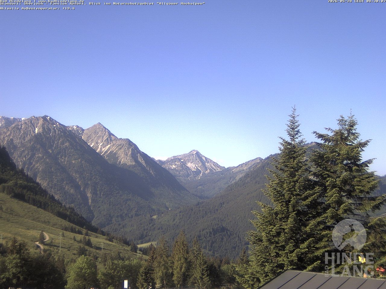 Archived image Webcam Kids hotel Oberjoch: view at the nature reseve "Allgäuer Hochalpen"