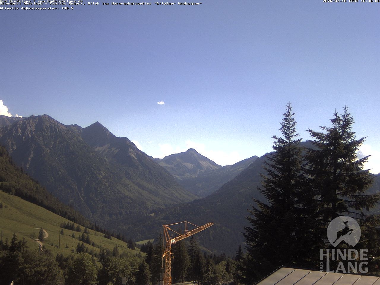 Archived image Webcam Kids hotel Oberjoch: view at the nature reseve "Allgäuer Hochalpen"