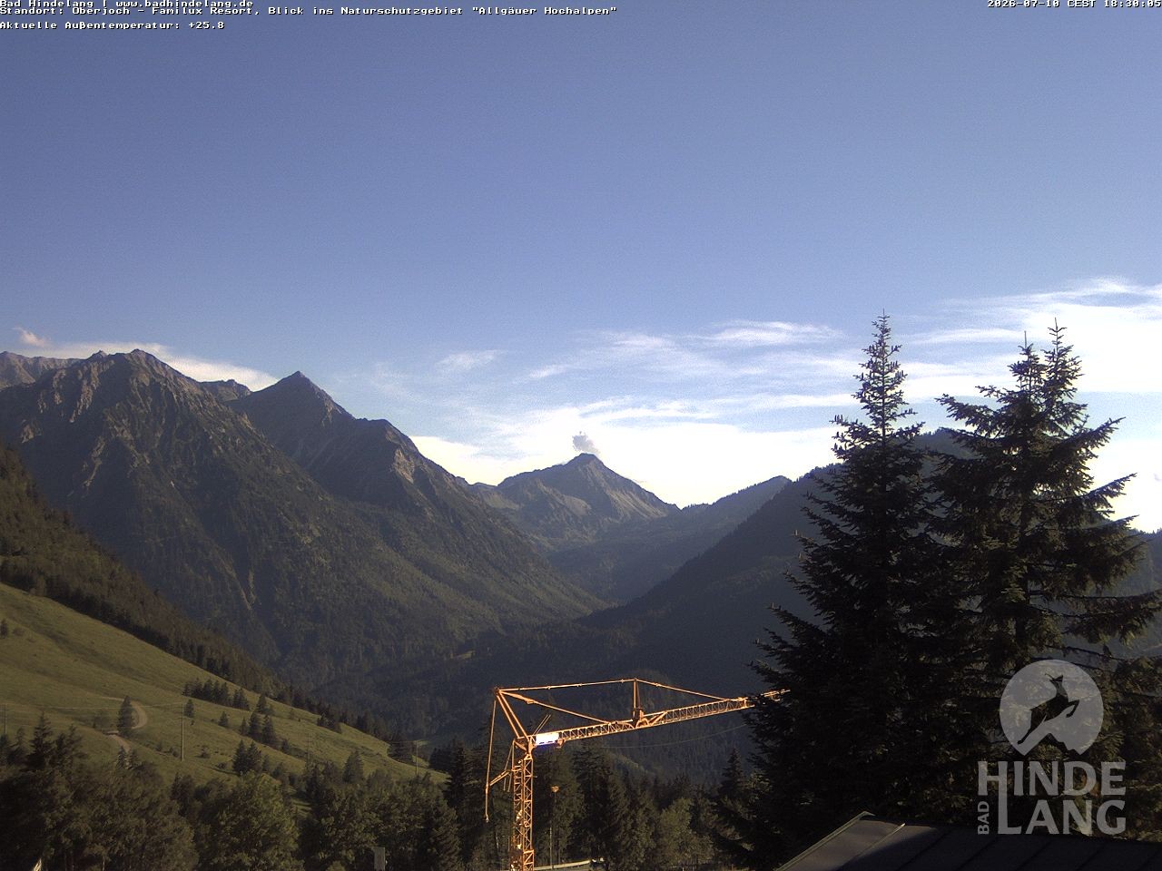 Archived image Webcam Kids hotel Oberjoch: view at the nature reseve "Allgäuer Hochalpen"