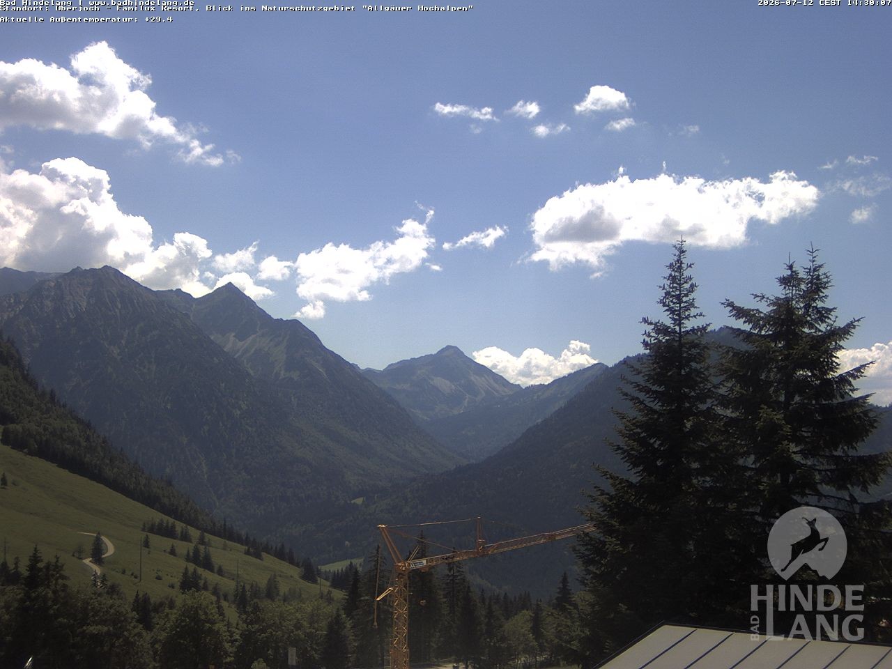 Archived image Webcam Kids hotel Oberjoch: view at the nature reseve "Allgäuer Hochalpen"