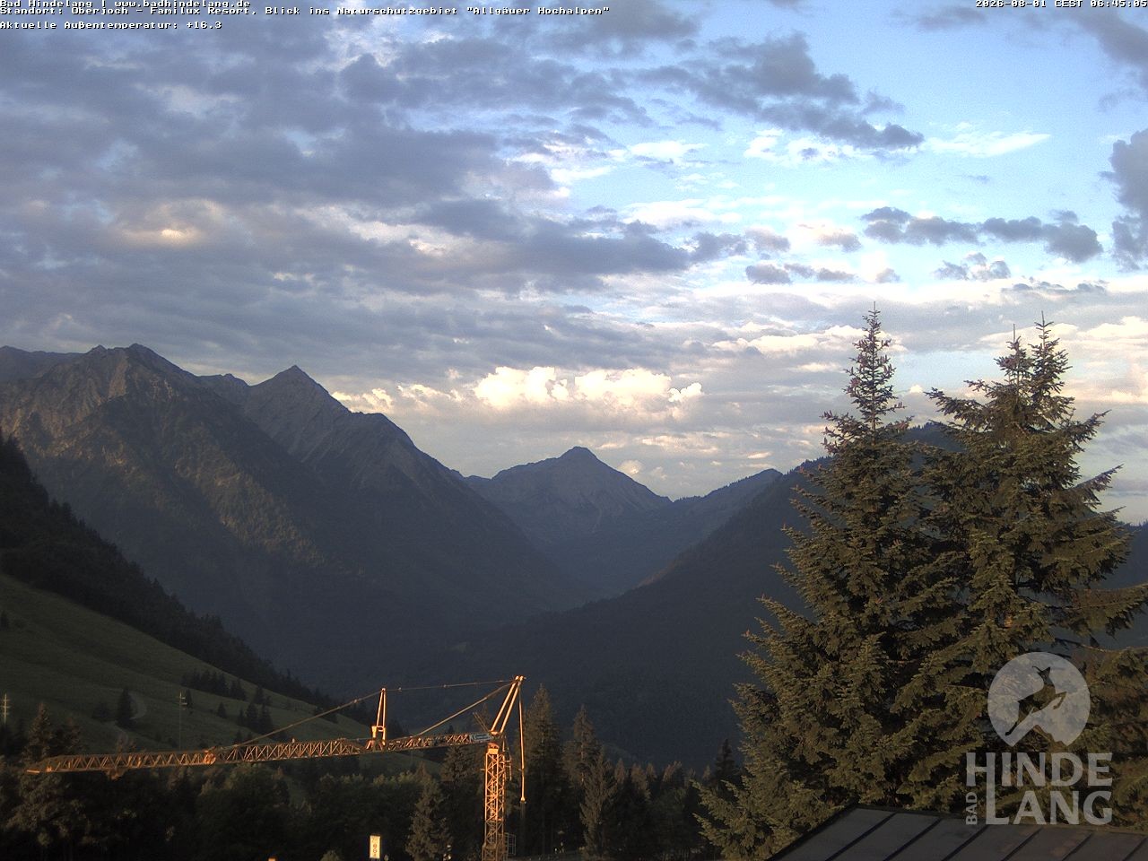 Archived image Webcam Kids hotel Oberjoch: view at the nature reseve "Allgäuer Hochalpen"