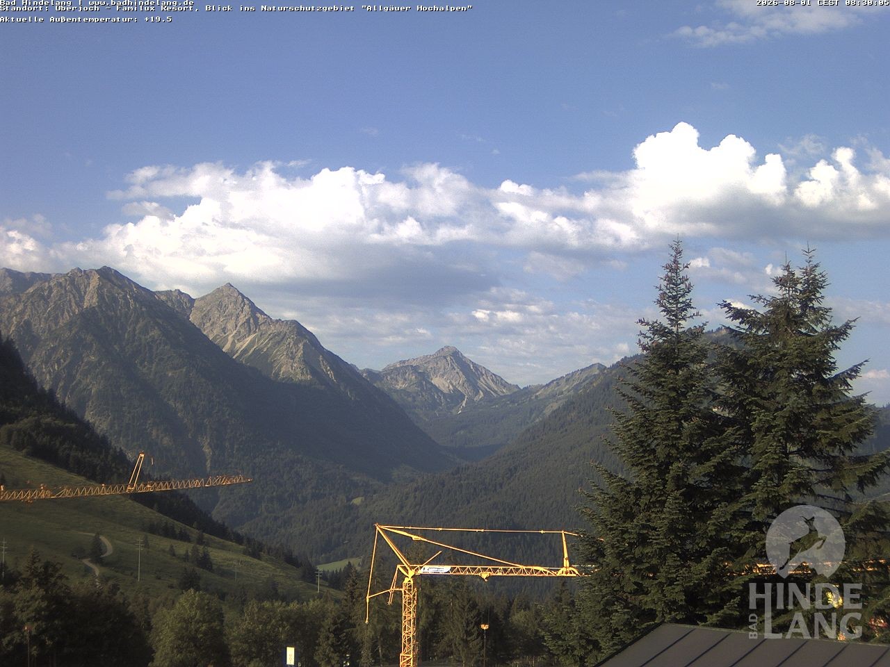 Archived image Webcam Kids hotel Oberjoch: view at the nature reseve "Allgäuer Hochalpen"