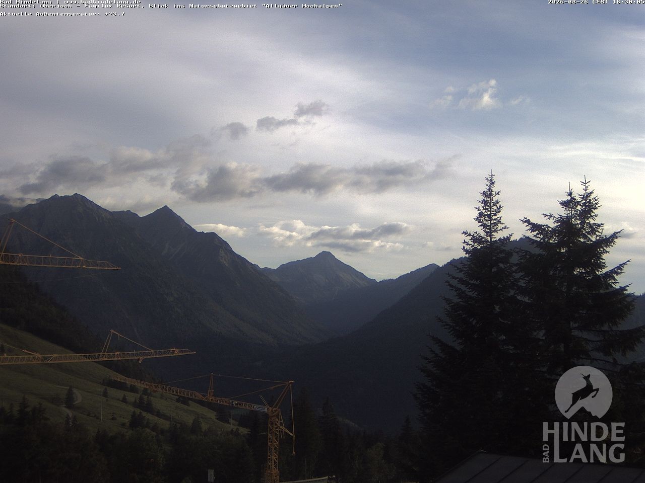 Archived image Webcam Kids hotel Oberjoch: view at the nature reseve "Allgäuer Hochalpen"