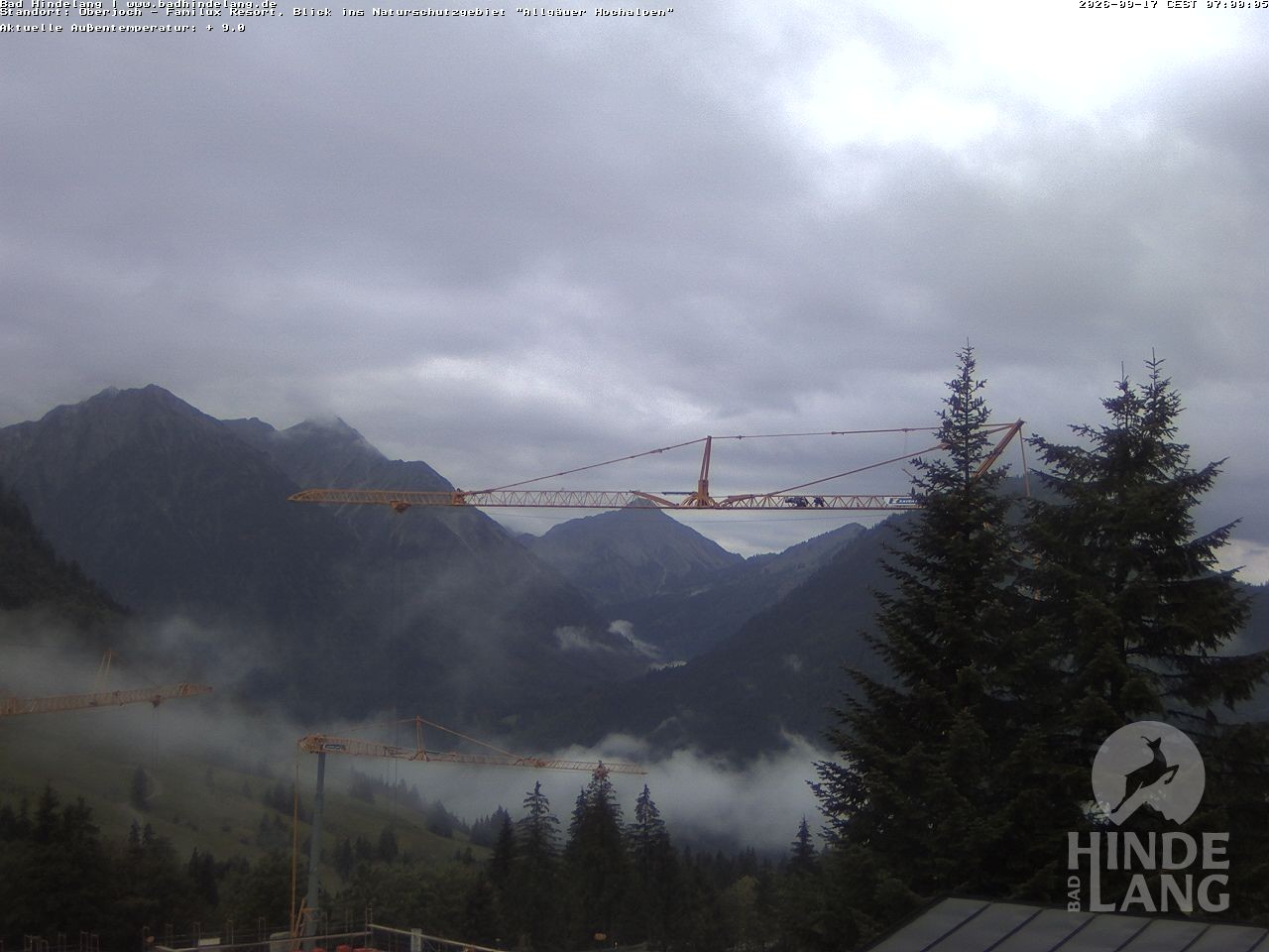 Archived image Webcam Kids hotel Oberjoch: view at the nature reseve "Allgäuer Hochalpen"