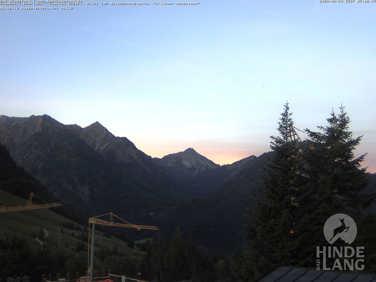 Archived image Webcam Kids hotel Oberjoch: view at the nature reseve "Allgäuer Hochalpen"