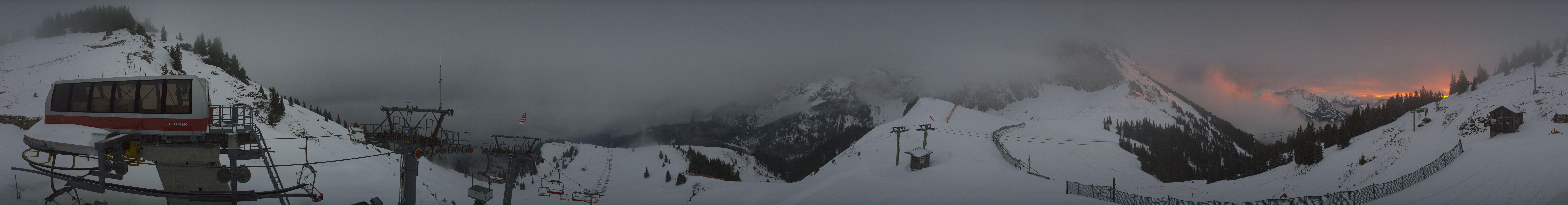 Archived image Webcam Pfronten Top Station Breitenberg