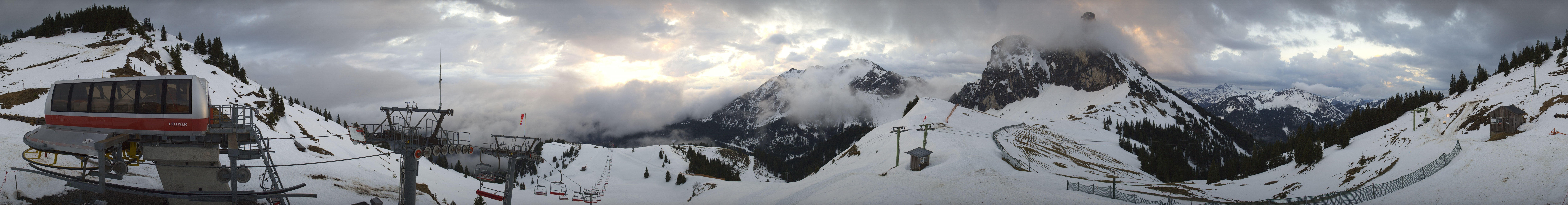Archiv Foto Webcam Bergstation der Breitenbergbahn