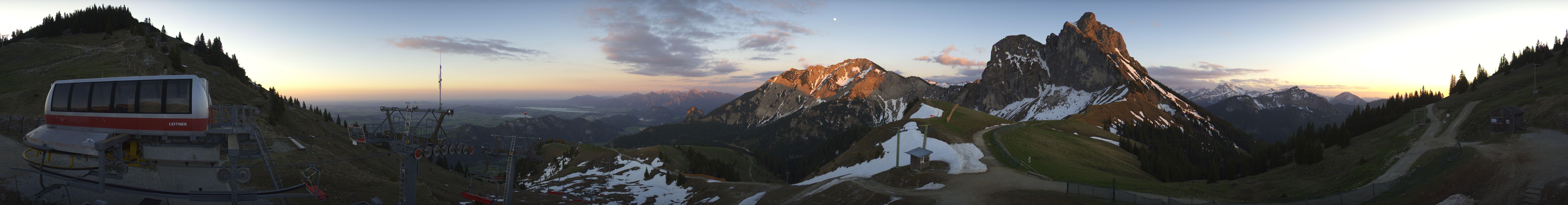 Archived image Webcam Pfronten Top Station Breitenberg