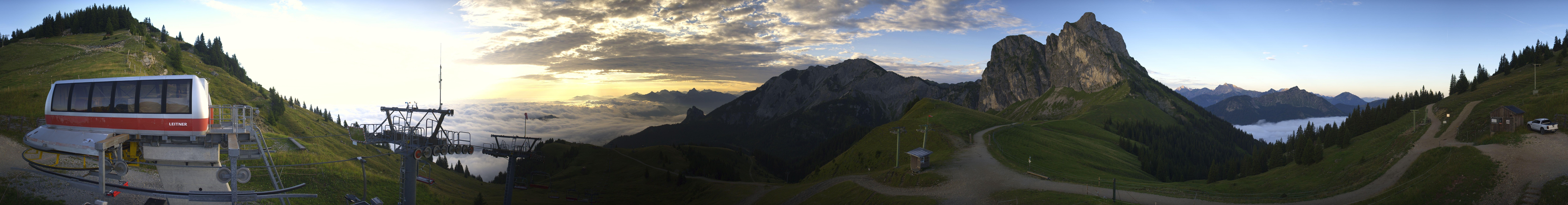 Archiv Foto Webcam Bergstation der Breitenbergbahn