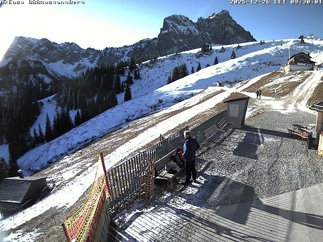 Archiv Foto Webcam Breitenbergbahn: Ausgang Bergstation