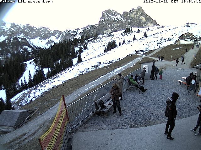 Archiv Foto Webcam Breitenbergbahn: Ausgang Bergstation