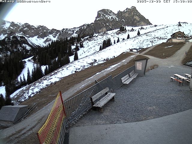 Archiv Foto Webcam Breitenbergbahn: Ausgang Bergstation
