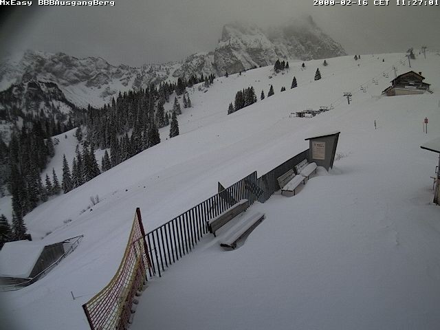 Archiv Foto Webcam Breitenbergbahn: Ausgang Bergstation