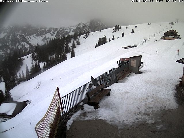 Archiv Foto Webcam Breitenbergbahn: Ausgang Bergstation