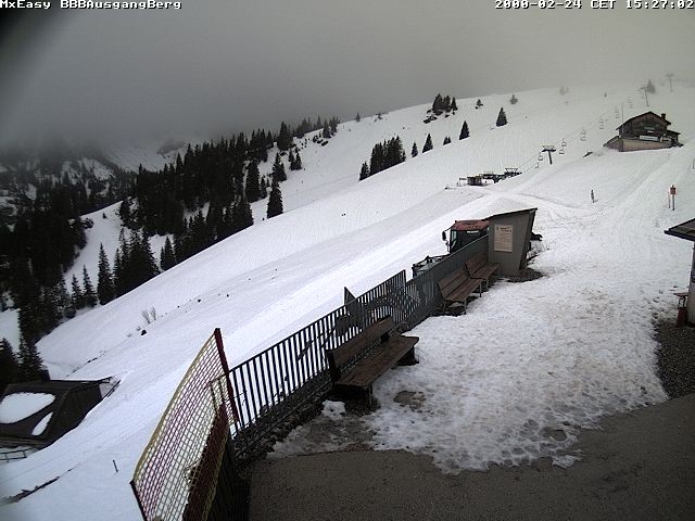 Archiv Foto Webcam Breitenbergbahn: Ausgang Bergstation