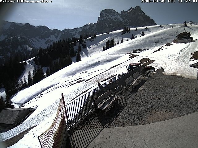 Archiv Foto Webcam Breitenbergbahn: Ausgang Bergstation