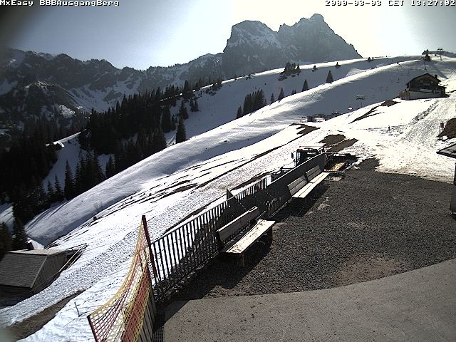 Archiv Foto Webcam Breitenbergbahn: Ausgang Bergstation