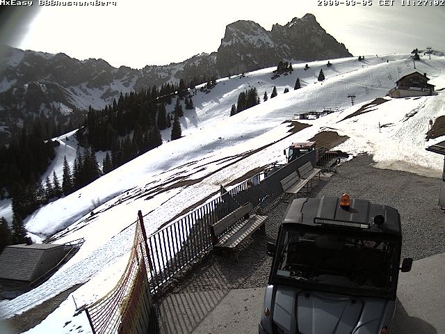 Archiv Foto Webcam Breitenbergbahn: Ausgang Bergstation