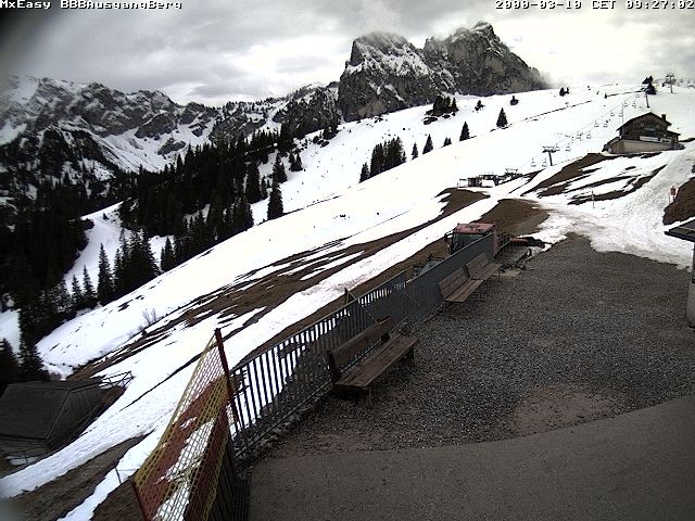 Archiv Foto Webcam Breitenbergbahn: Ausgang Bergstation