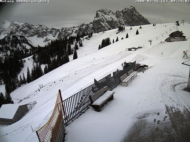 Archiv Foto Webcam Breitenbergbahn: Ausgang Bergstation