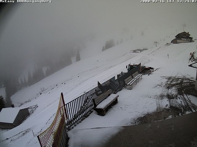 Archiv Foto Webcam Breitenbergbahn: Ausgang Bergstation