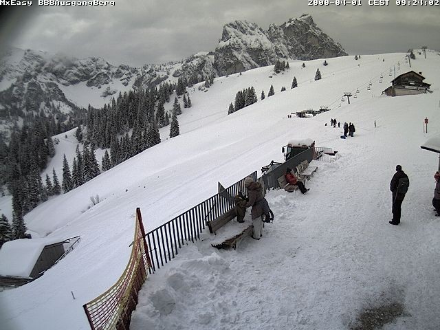 Archiv Foto Webcam Breitenbergbahn: Ausgang Bergstation