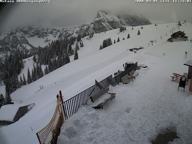 Archiv Foto Webcam Breitenbergbahn: Ausgang Bergstation