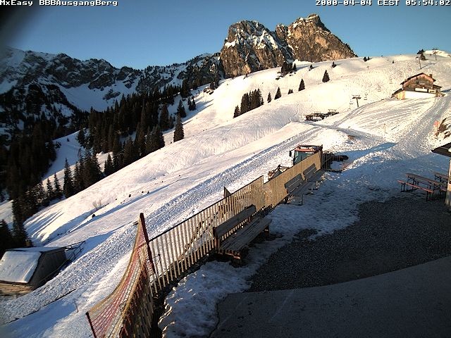 Archiv Foto Webcam Breitenbergbahn: Ausgang Bergstation