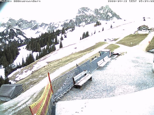 Archiv Foto Webcam Breitenbergbahn: Ausgang Bergstation