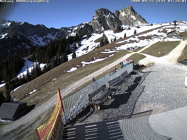 Archiv Foto Webcam Breitenbergbahn: Ausgang Bergstation