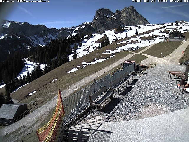 Archiv Foto Webcam Breitenbergbahn: Ausgang Bergstation