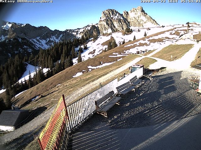 Archiv Foto Webcam Breitenbergbahn: Ausgang Bergstation