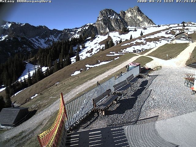 Archiv Foto Webcam Breitenbergbahn: Ausgang Bergstation