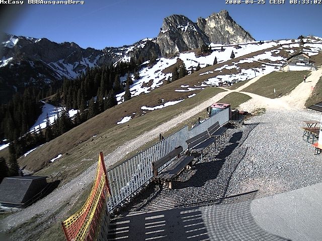 Archiv Foto Webcam Breitenbergbahn: Ausgang Bergstation