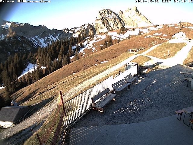 Archiv Foto Webcam Breitenbergbahn: Ausgang Bergstation