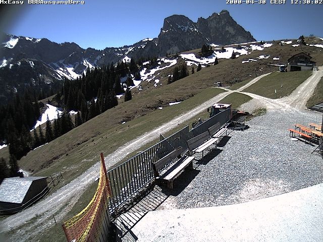 Archiv Foto Webcam Breitenbergbahn: Ausgang Bergstation