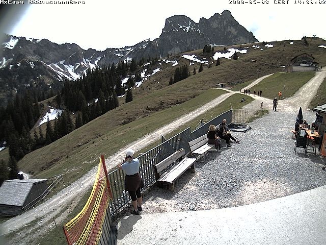 Archiv Foto Webcam Breitenbergbahn: Ausgang Bergstation