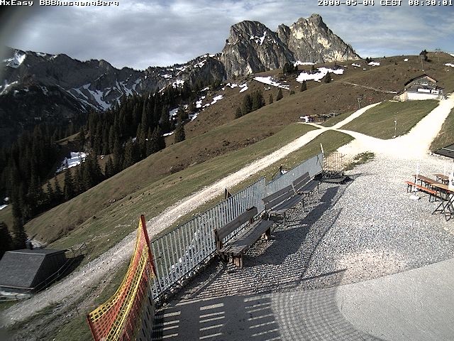 Archived image Webcam Arrival of the Breitenbergbahn cabins